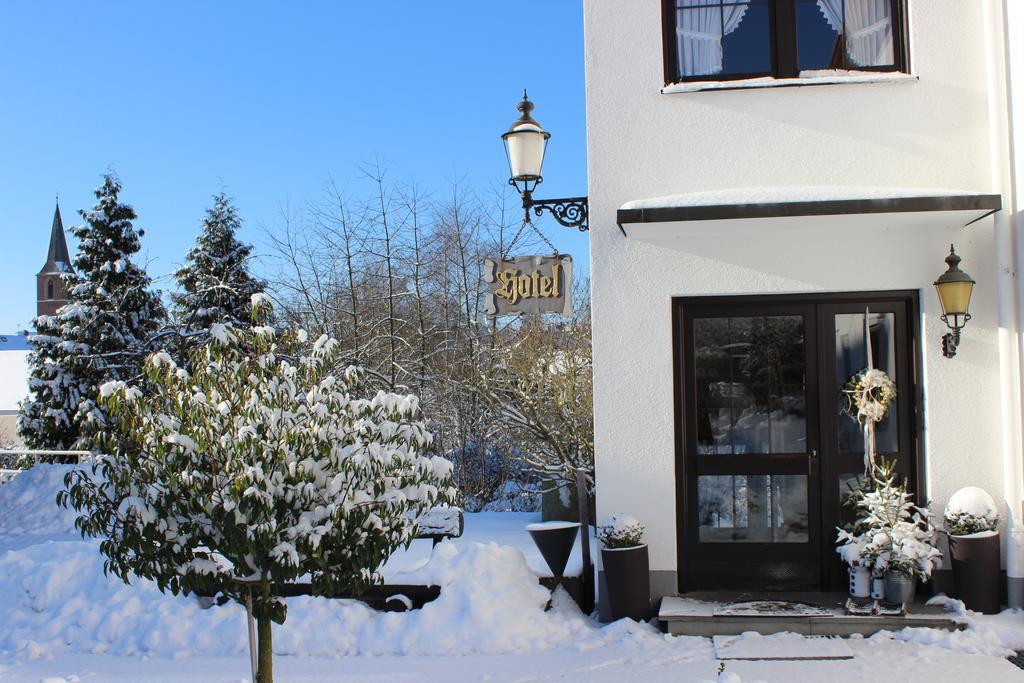 Hotel Schinderhannes Sohren エクステリア 写真